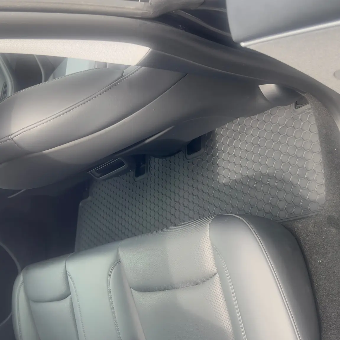 back seat after steam cleaning with clean floor mat – car detailing Ottawa